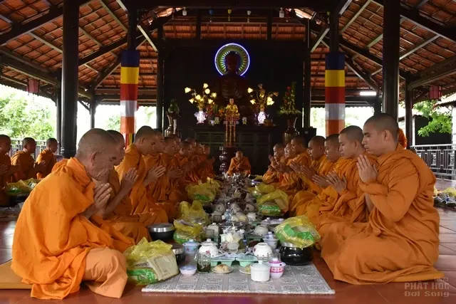 Long Khánh: Tịnh xá Ngọc Xuân tổ chức lễ vu lan PL 2561 image-1731940642905