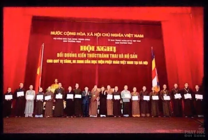 Lưu ý hiện trạng đánh phá Phật giáo bằng ghép ảnh image-1732287129309