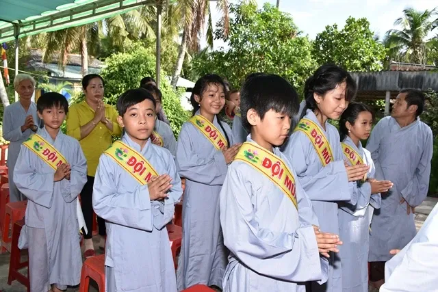 Mõ Cày Nam: Bổ nhiệm Ban quản trị chùa Phước Quang image-1731937227905