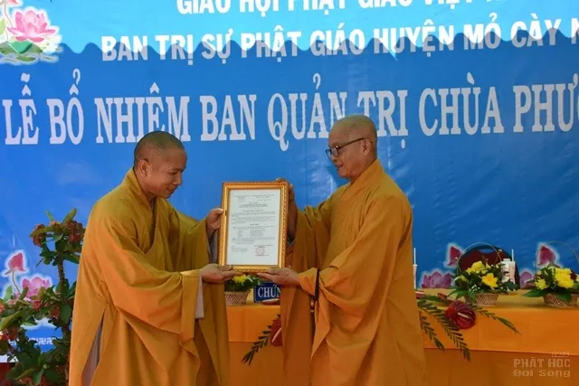 Mõ Cày Nam: Bổ nhiệm Ban quản trị chùa Phước Quang image-1731937229302