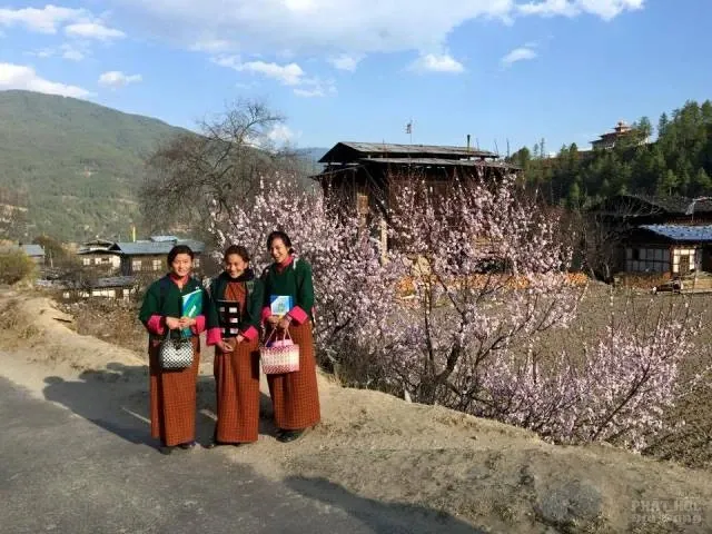 Mùa xuân trên vương quốc Rồng Sấm image-1731931261898