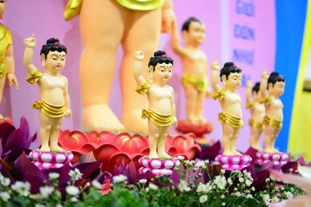 Mừng hội Vesak về chùa tắm Phật quy y 19 Mừng hội Vesak về chùa tắm Phật quy y image-1731747086827