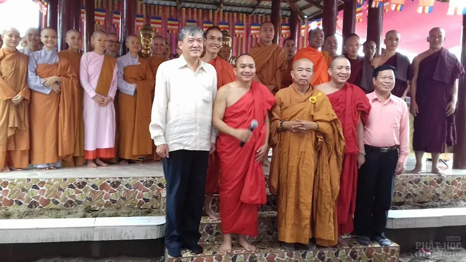 Myanmar: Lễ dâng y, nhập hạ đầu tiên chùa Đại Phước xứ chùa Vàng image-1732291510554