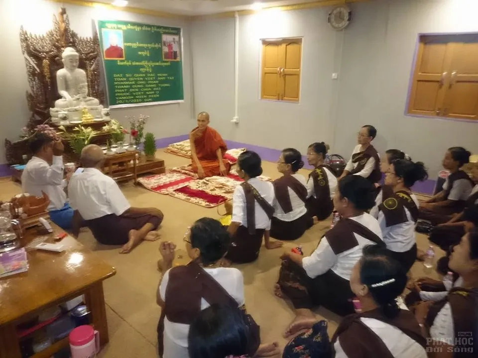 Myanmar: Lễ thỉnh tôn tượng Phật về Chùa Đại Phước image-1731727038254