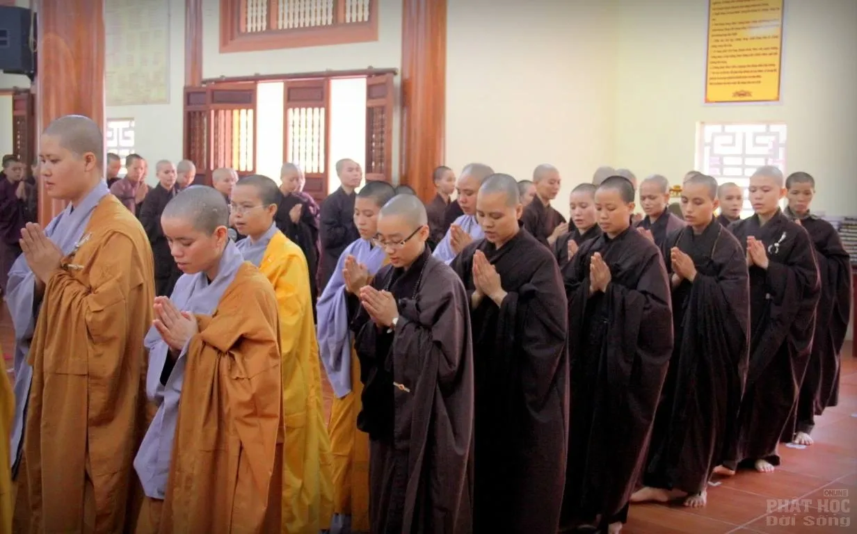 Nét đẹp quý sư thầy miền Bắc Nét đẹp của các nhà sư xứ Hà thành image-1731920177402
