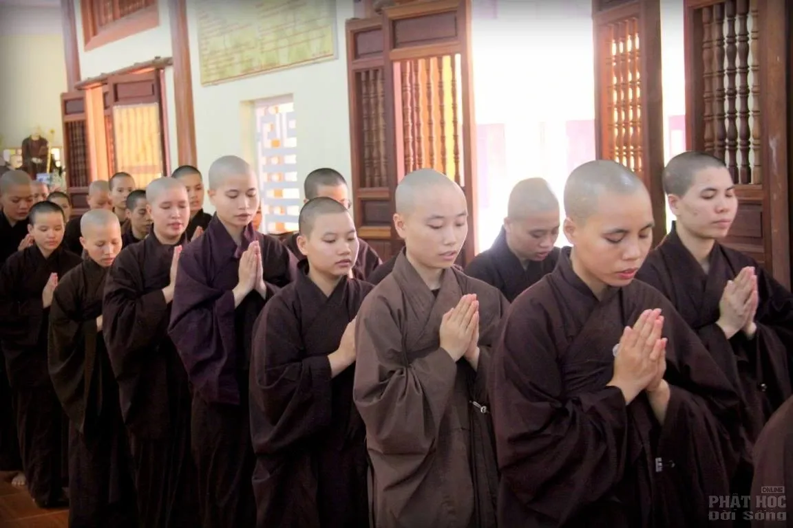 Nét đẹp quý sư thầy miền Bắc Nét đẹp của các nhà sư xứ Hà thành image-1731920181888