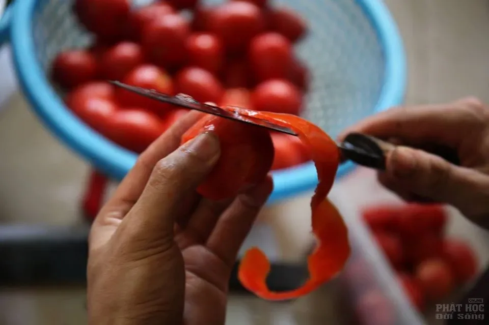 Nét đẹp giờ chấp tác của Tăng Ni sinh Trường TCPH Hà Nội image-1731921038021