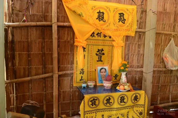 Ngày cuối năm thăm căn nhà 7 người con mồ côi mẹ ở Trà Vinh Ngày cuối năm thăm căn nhà 7 người con mồ côi mẹ ở Trà Vinh image-1731931331125