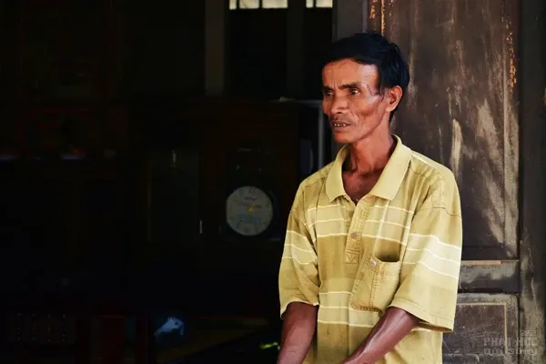 Ngày cuối năm thăm căn nhà 7 người con mồ côi mẹ ở Trà Vinh Ngày cuối năm thăm căn nhà 7 người con mồ côi mẹ ở Trà Vinh image-1731931332414