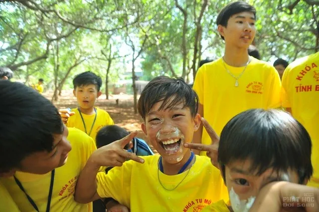 Ngày thứ 3: Khóa tu mùa hè 2016 Phật giáo Bình Phước 8 Ngày thứ 3: Khóa tu mùa hè 2016 Phật giáo Bình Phước image-1731747605686