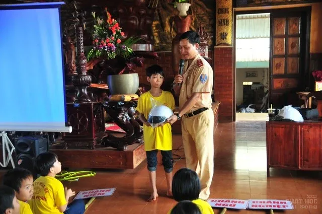 Ngày thứ 3: Khóa tu mùa hè 2016 Phật giáo Bình Phước image-1731747609401