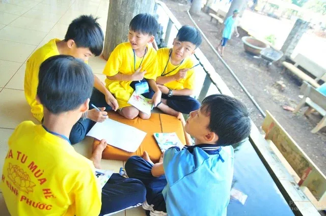 Ngày thứ 4: khóa tu mùa hè 2016 'Phật giáo với tuổi trẻ dân tộc' 5 Ngày thứ 4: khóa tu mùa hè 2016 'Phật giáo với tuổi trẻ dân tộc' image-1731747625660