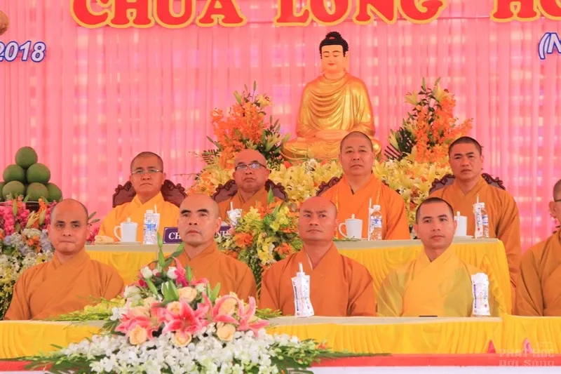 Nghệ An: Lễ bổ nhiệm ĐĐ. Thích Quảng Hội trụ trì chùa Long Hoa 17 Nghệ An: Lễ bổ nhiệm ĐĐ. Thích Quảng Hội trụ trì chùa Long Hoa image-1731942187352