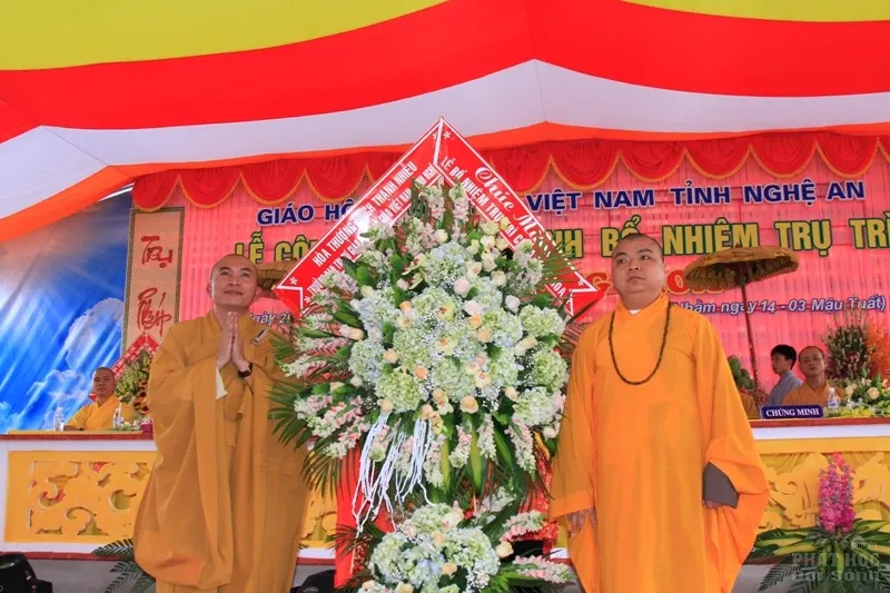 Nghệ An: Lễ bổ nhiệm ĐĐ. Thích Quảng Hội trụ trì chùa Long Hoa image-1731942203220