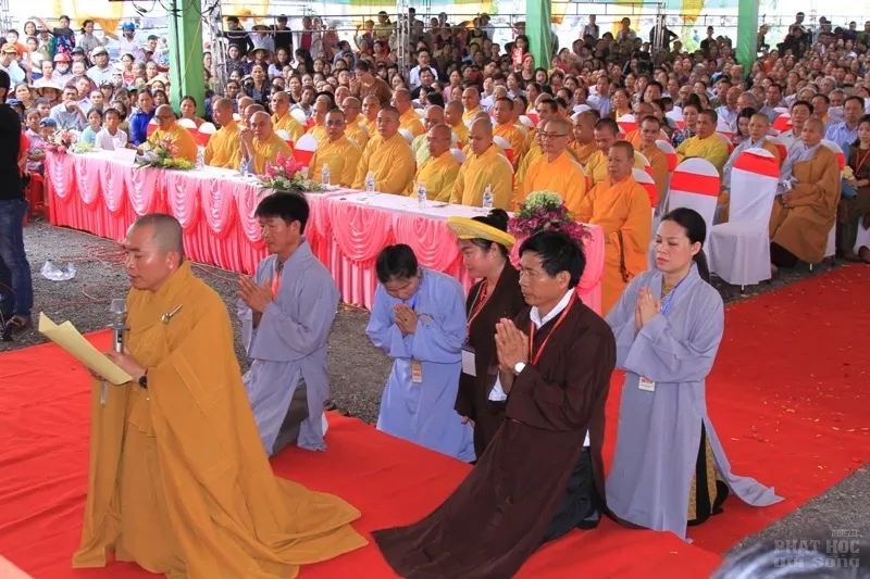 Nghệ An: Lễ bổ nhiệm ĐĐ. Thích Quảng Hội trụ trì chùa Long Hoa image-1731942204163