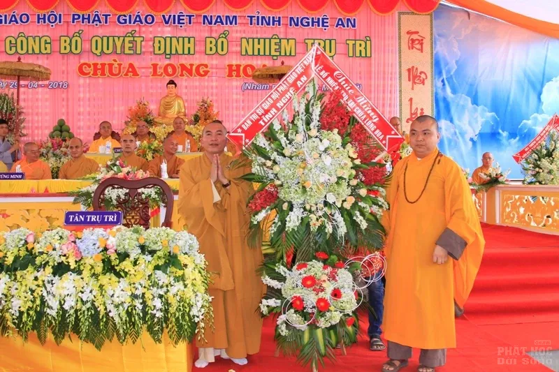 Nghệ An: Lễ bổ nhiệm ĐĐ. Thích Quảng Hội trụ trì chùa Long Hoa image-1731942211638