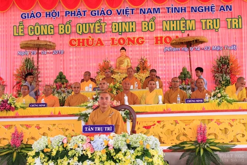 Nghệ An: Lễ bổ nhiệm ĐĐ. Thích Quảng Hội trụ trì chùa Long Hoa 45 Nghệ An: Lễ bổ nhiệm ĐĐ. Thích Quảng Hội trụ trì chùa Long Hoa image-1731942212568
