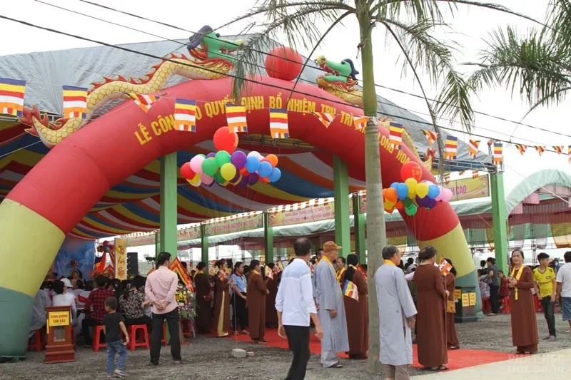 Nghệ An: Lễ bổ nhiệm ĐĐ. Thích Quảng Hội trụ trì chùa Long Hoa image-1731942236518