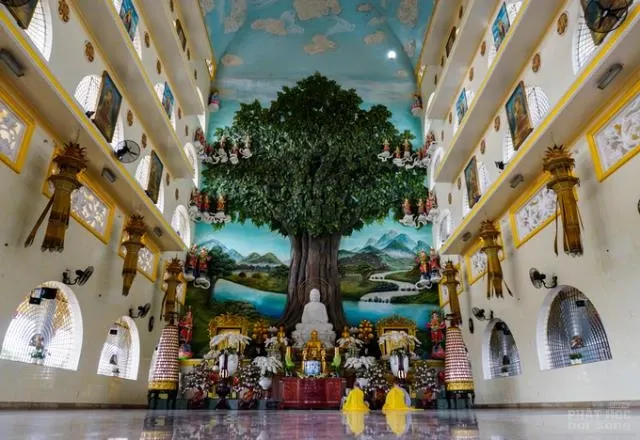 Ngôi chùa có chánh điện cao nhất Việt Nam ở Sài Gòn image-1731945106268