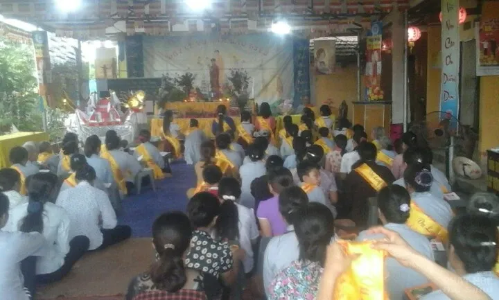 Dâng y vu lan Người dân xã Xích Thổ, Nho Quan , Ninh Bình dâng y ca sa và thiện nguyện trong mùa tự tứ tại chùa Phổ Hiền image-1731940156306