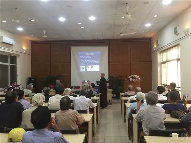 Người Việt chủ nhân của dịch học và chữ Vuông - TT Thích Viên Như image-1731935376359