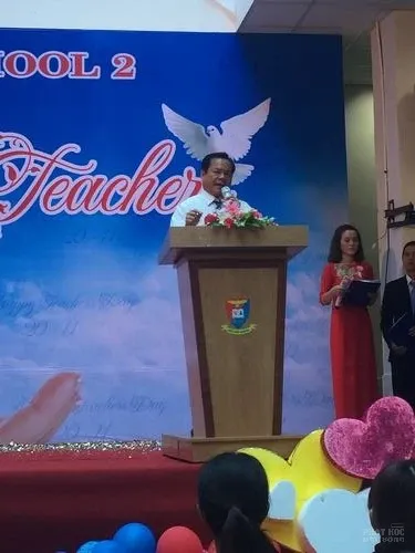 Nhân ngày 20-11 viết về người lái đò 5 Nhân ngày 20-11 viết về người lái đò image-1731932841086