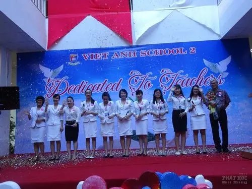 Nhân ngày 20-11 viết về người lái đò 9 Nhân ngày 20-11 viết về người lái đò image-1731932843222