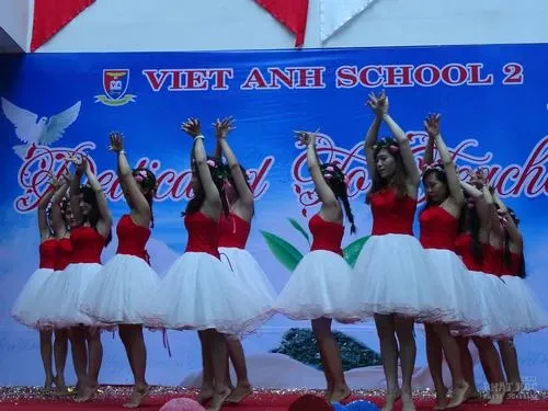 Nhân ngày 20-11 viết về người lái đò 12 Nhân ngày 20-11 viết về người lái đò image-1731932844756