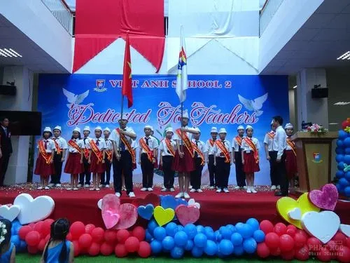 Nhân ngày 20-11 viết về người lái đò 21 Nhân ngày 20-11 viết về người lái đò image-1731932849474