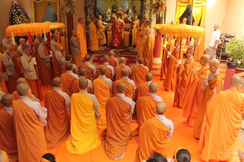 Nhập Bảo tháp Ni trưởng Thích Nữ Như Niệm nguyên phó BTS PG huyện Định Quán 4 Nhập Bảo tháp Ni trưởng Thích Nữ Như Niệm nguyên phó BTS PG huyện Định Quán image-1731942696682