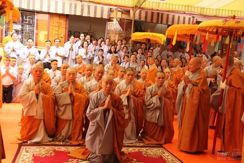 Nhập Bảo tháp Ni trưởng Thích Nữ Như Niệm nguyên phó BTS PG huyện Định Quán 6 Nhập Bảo tháp Ni trưởng Thích Nữ Như Niệm nguyên phó BTS PG huyện Định Quán image-1731942698461