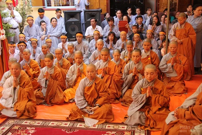 Nhập Bảo tháp Ni trưởng Thích Nữ Như Niệm nguyên phó BTS PG huyện Định Quán 8 Nhập Bảo tháp Ni trưởng Thích Nữ Như Niệm nguyên phó BTS PG huyện Định Quán image-1731942700318