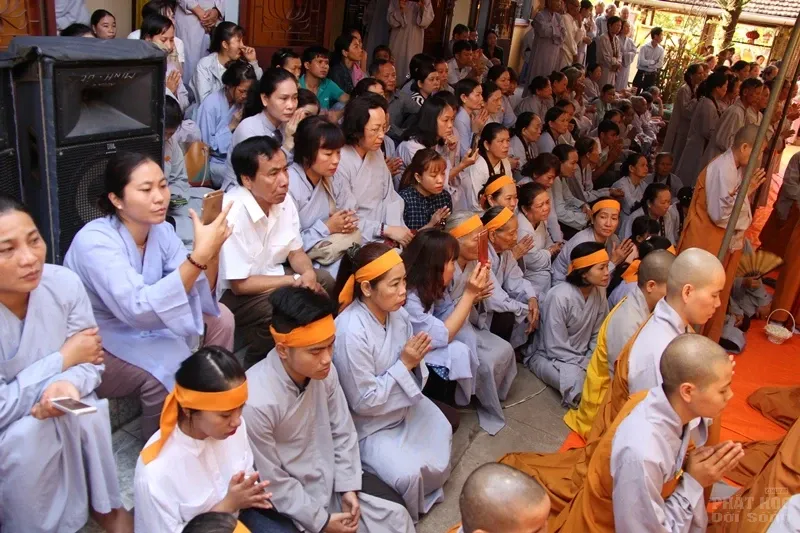 Nhập Bảo tháp Ni trưởng Thích Nữ Như Niệm nguyên phó BTS PG huyện Định Quán 12 Nhập Bảo tháp Ni trưởng Thích Nữ Như Niệm nguyên phó BTS PG huyện Định Quán image-1731942704162