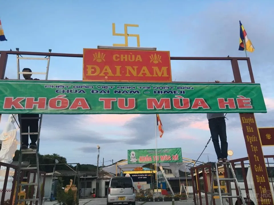 Nhật Bản: Không khí chuẩn bị khóa tu chùa Đại Nam Himeji image-1731921613998