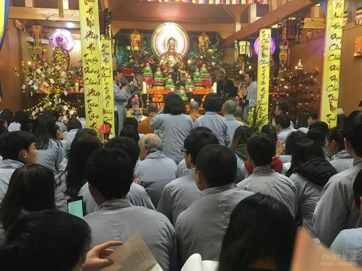 Nhật Bản: Không khí đón xuân 2017 tại Chùa Hòa Lạc Kobe image-1731932966598