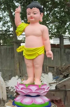 Nhiều mẫu tượng Đản sanh xuất hiện tại Việt Nam image-1731935579960