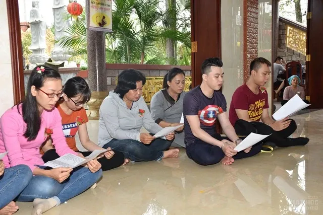 Nhóm thiện nguyện Từ Tâm dâng y ca sa và thiện nguyện trong mùa tự tứ 6 Nhóm thiện nguyện Từ Tâm dâng y ca sa và thiện nguyện trong mùa tự tứ image-1731940597620