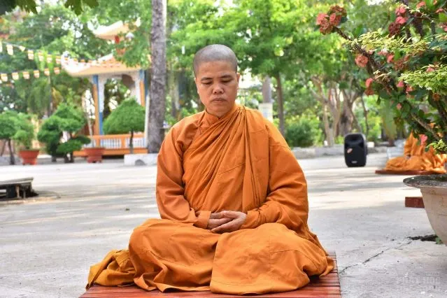 Những người con gái Phật đang thực hành pháp môn Giới – Định - Tuệ image-1731944679173