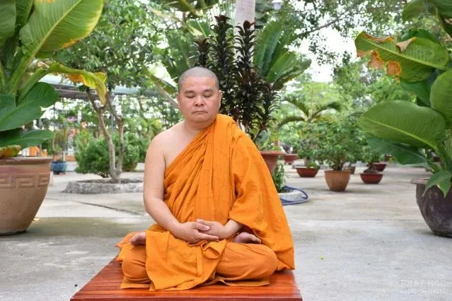 Những người con gái Phật đang thực hành pháp môn Giới – Định - Tuệ image-1731944688406