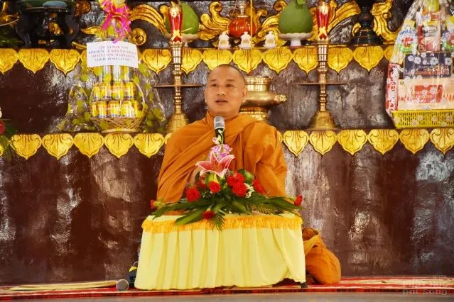 Những người con gái Phật đang thực hành pháp môn Giới – Định - Tuệ image-1731944696793