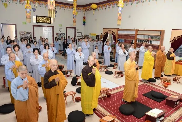 Những người tu trên đất nước Mỹ image-1731749116282