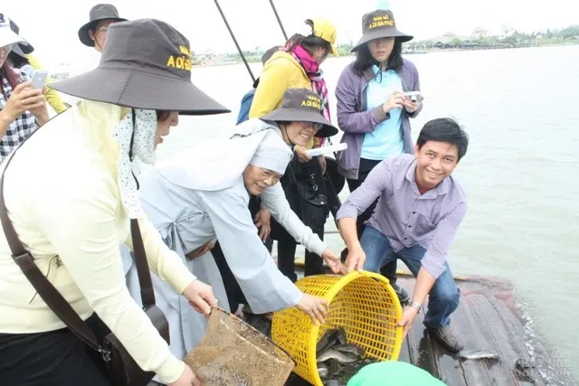 Ni viện Phước Long tổ chức phóng sinh đầu năm Bính Thân - 2016 image-1731726233052