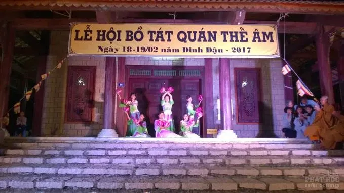 Ninh Thuận: Lễ hội Quán Âm tại Thiền viện Trúc Lâm Viên Ngộ 2 Ninh Thuận: Lễ hội Quán Âm tại Thiền viện Trúc Lâm Viên Ngộ image-1731937414909