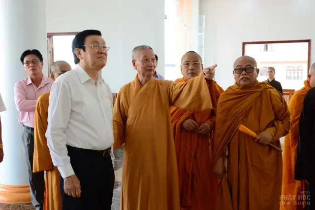 Ông Trương Tấn Sang thăm Học viện PGVN tại TP. HCM image-1732291743565