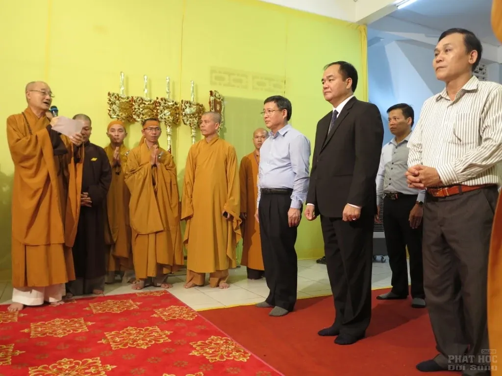 Phái đoàn Chủ tịch nước Việt Nam viếng tang HT Thích Trí Tâm image-1731939634529