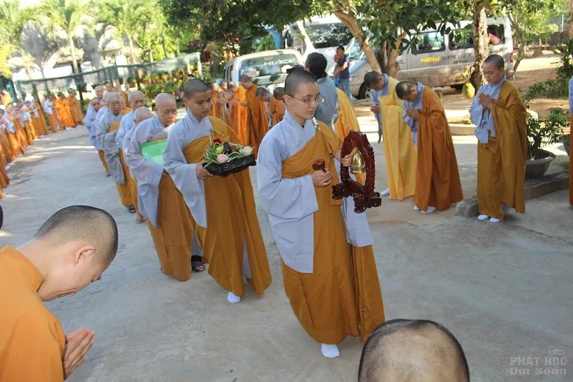 Phân ban ni giới TW thăm trường hạ Tu Viện Nguyên Thiều trường TCPH Bình Định image-1731946578506