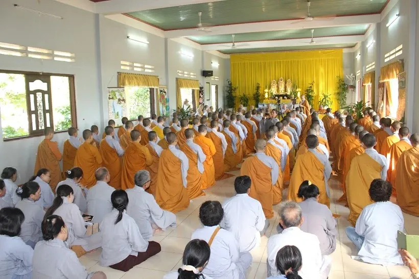 Phân ban ni giới TW thăm trường hạ Tu Viện Nguyên Thiều trường TCPH Bình Định image-1731946588791