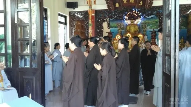 Pháp hội Trung Phong Tam Thời Hệ Niệm tại Tu viện Quảng Giác image-1732288495923