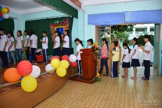 Phật đản đến sớm với các em lớp học tình thương Phật đản đến sớm với các em lớp học tình thương image-1731746499782