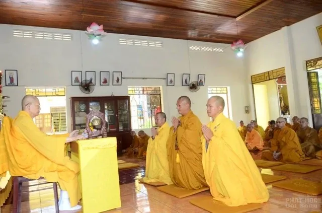 Phật giáo Đăk Nông tác pháp An Cư Kiết Hạ 2018 tại Chùa Hoa Nghiêm 11 Phật giáo Đăk Nông tác pháp An Cư Kiết Hạ 2018 tại Chùa Hoa Nghiêm image-1732292801584